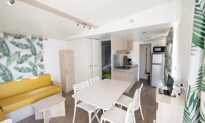 Calig House | Wood Mobile Home 6 p max