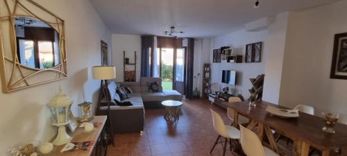 Sojuela Apartment | Wood, Wine & Golf