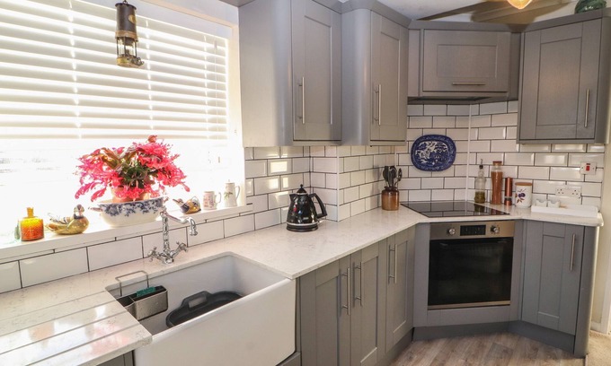 Allonby Cottage | Woodbine Cottage