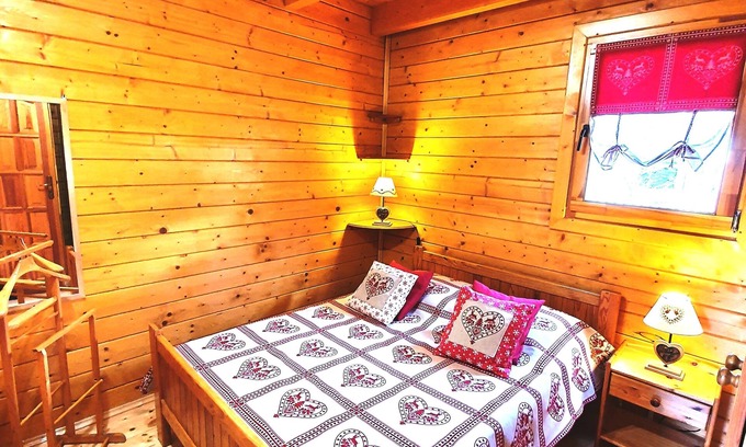 Munster Ski Chalet | Wooden chalet Munster in Alsace close to shops-tourism-Colmar