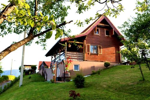 Bednja House | Wooden house Brezni