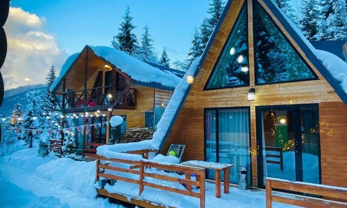 Bagvdanari Cottage | Wooden Huts in Mestia