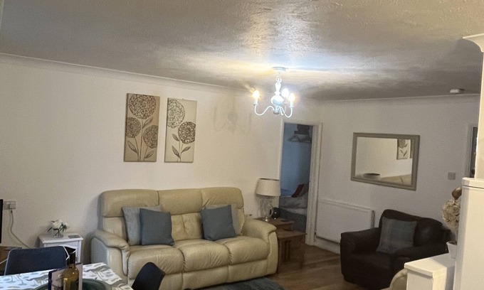 Henfield Cottage | Woodhouse Holiday Cottages, Fir Cottage