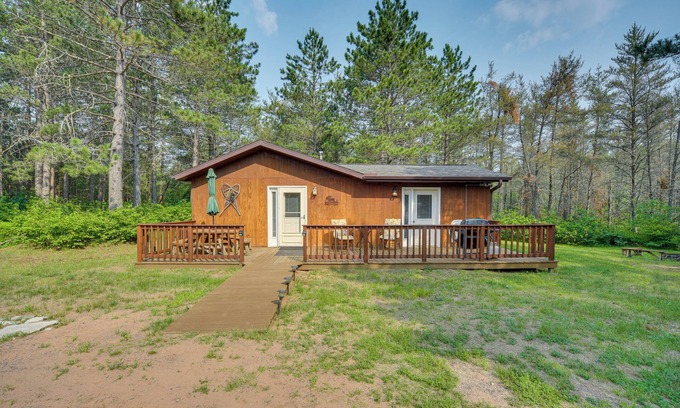 Solon Springs Cabin | Woodland Cabin w/Fishing, ATV & Snowmobile Trails
