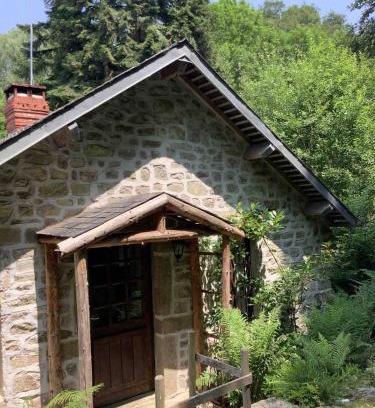 Faux-la-Montagne House | Woodland Cottage