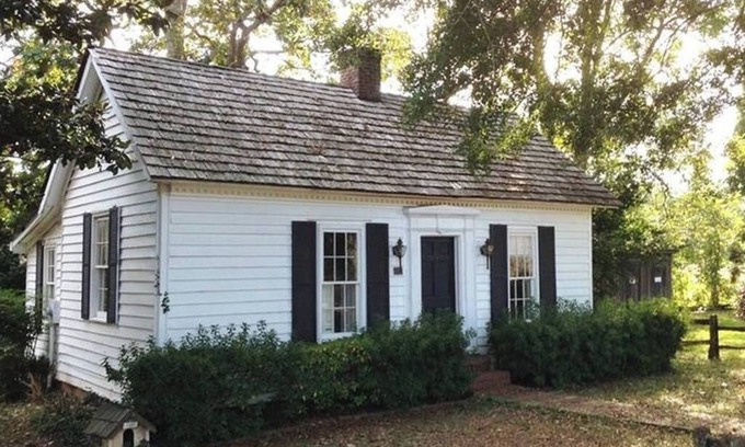 Griffin Cottage | Woodland Cottage in Beautiful Rural Georgia
