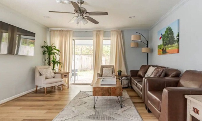 Grogan's Mill House | Woodlands Escape: Come to Relax.