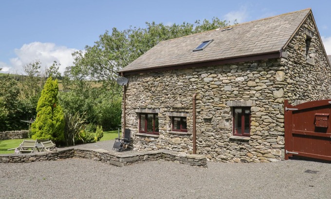Newland Near Ulverston Cottage | WOODSIDE BARN, family friendly, luxury holiday cottage in Pennington