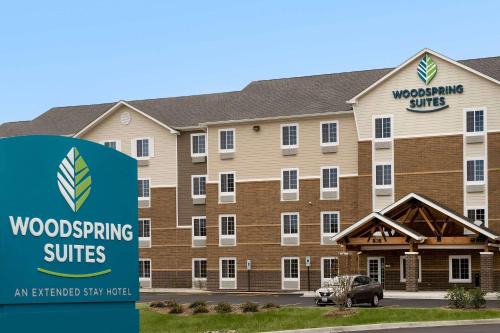 Darien Hotel | WoodSpring Suites Chicago Darien