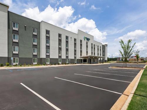 Prattville Hotel | WoodSpring Suites Prattville - Montgomery North