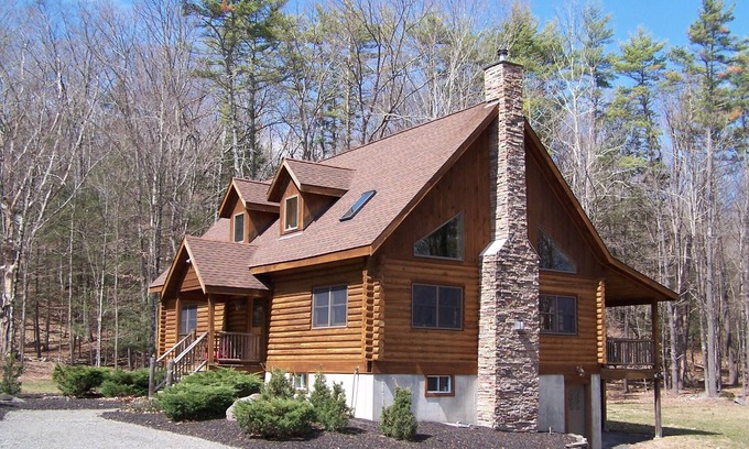 Mount Marion Cabin | Woodstock, Kingston, Saugerties Catskills, pool table, private, fire pit