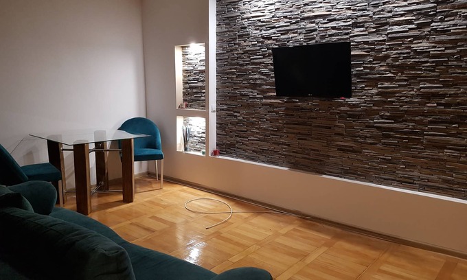 Ploiesti Apartment | Woodstone luxury apartment