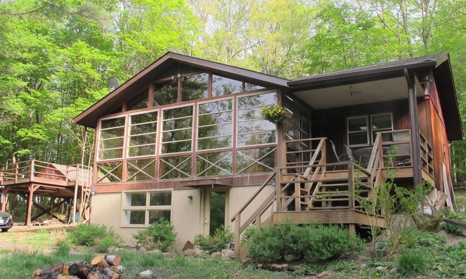 Washingtonville House | Woodsy Hudson Valley Home