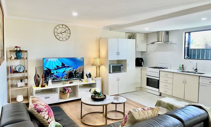 Woodville Gardens House | Woodville Garden Home in great location