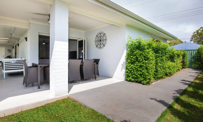Callala Bay House | Wowly Waters at Callala Bay ~ Pet friendly 🐳