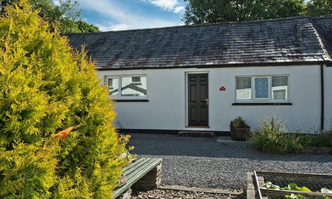 Llangeler Cottage | Wrens Nest, Newcastle Emlyn
