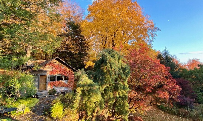 Woodstock House | Wydeclove Artist Retreat
