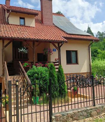 Mikolajki House | Wynajem pokoi WIKI