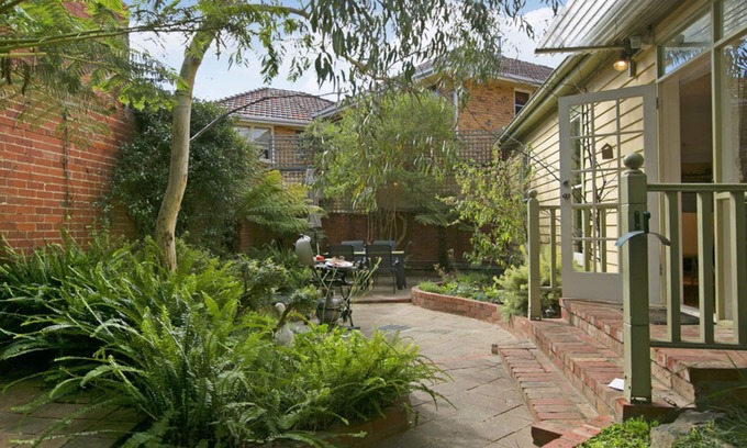 St Kilda Cottage | Wyndham Cottage St Kilda