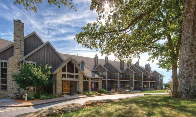 Hanover Condo | Wyndham Galena Resort |2BR/2BA King Bed Balc Suite