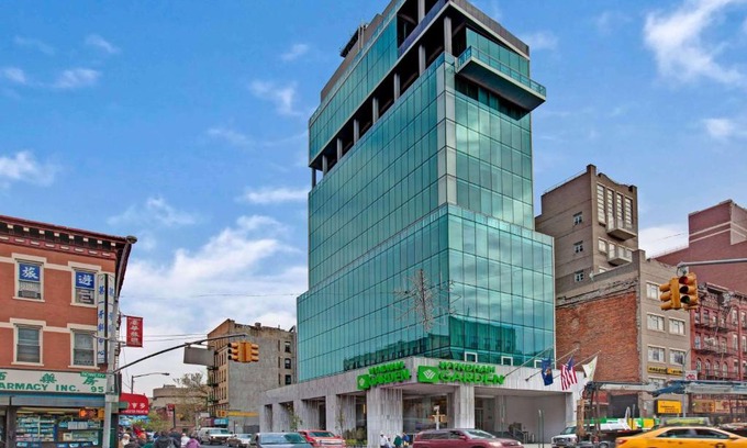 Chinatown Hotel | Wyndham Garden Chinatown