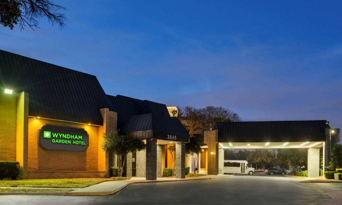 Northwest Dallas Hotel | Wyndham Garden Dallas North