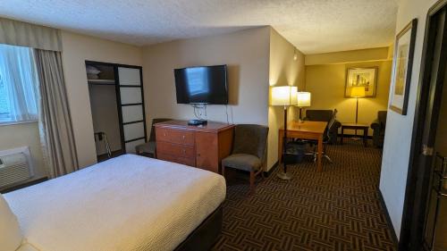 Medicine Hat Hotel | Wyndham Garden Medicine Hat Conference Center