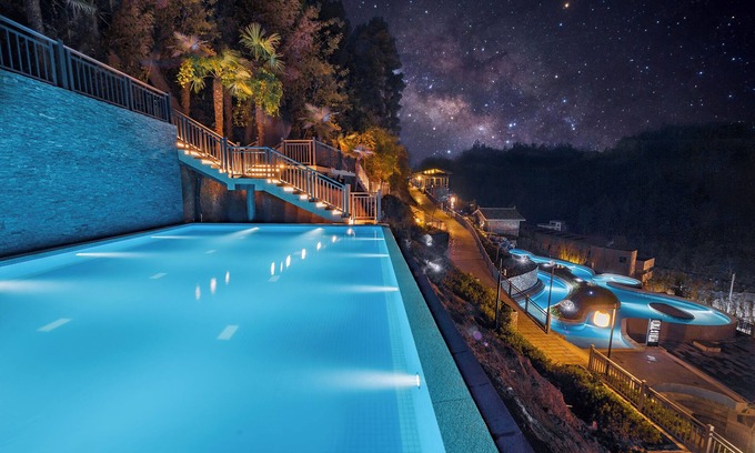 Fenghuang Hotel | Wyndham Grand Plaza Royale Hot Springs Fenghuang