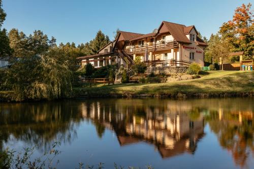 Susiec House | Wypoczynek u Piotra z jacuzzi