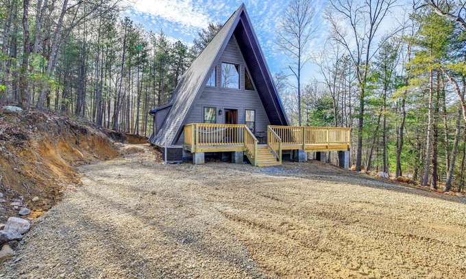 Wytheville Cabin | Wytheville A-Frame Cabin w/Wraparound Deck