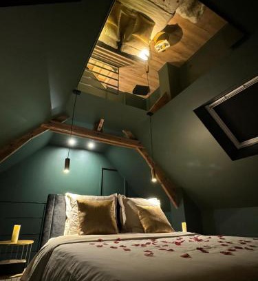 Oppy House | Xclusif Love room