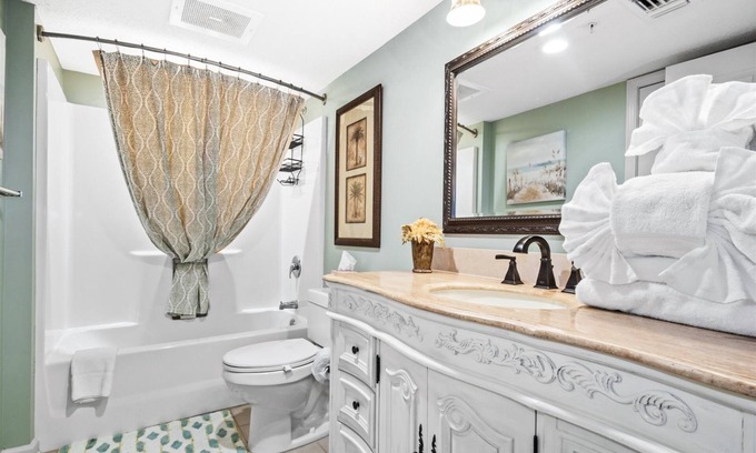 North Myrtle Beach Villa | Yacht Club Villas