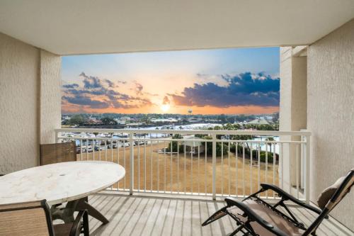 North Myrtle Beach House | Yacht Club Villas 1-505 - Marina View