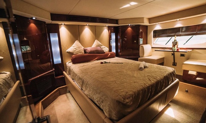 Egkomi Boat Rental | Yacht style