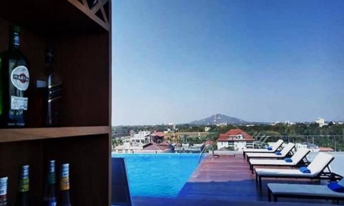 Mandalay Hotel | Yadanarpon Dynasty Hotel