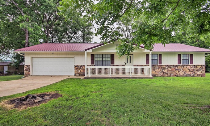 Grove House | Yard + 15' Boat Slip: Waterfront Grove Getaway