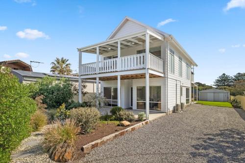 Silver Sands House | YARLU by Silver Sands