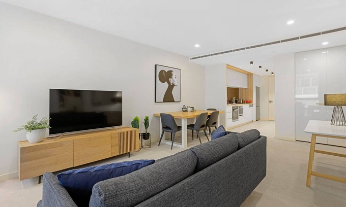 South Yarra Apartment | YARRA · YARRA Toorak Rd & Chapel St. Pool, Gym & Parking