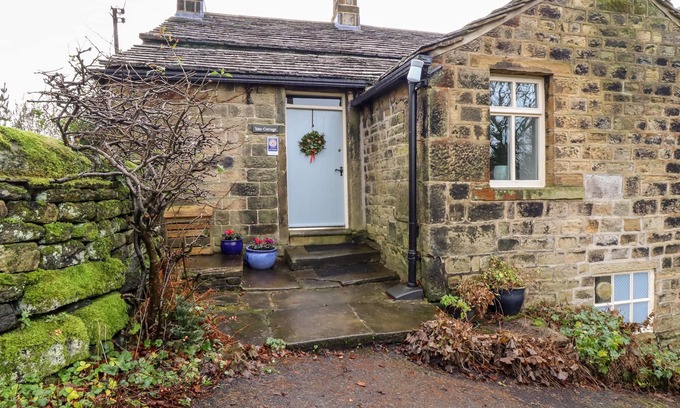 Oxenhope Cottage | YATE COTTAGE, romantic, luxury holiday cottage in Oxenhope