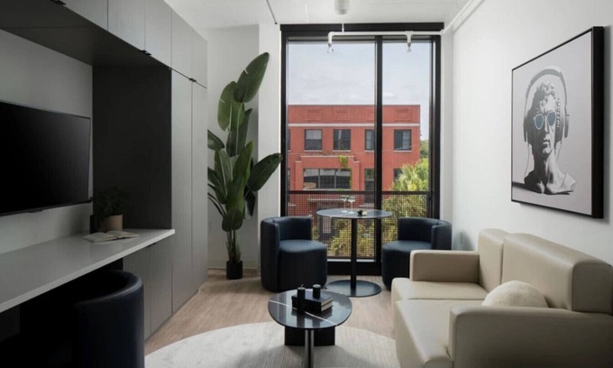 Historic Ybor Apartment | Ybor 2BD Haven | Free Parking | Close to DT!