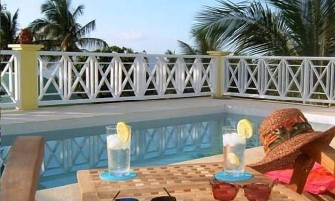 Barnes Ghaut Villa | Yellow Bird Villa