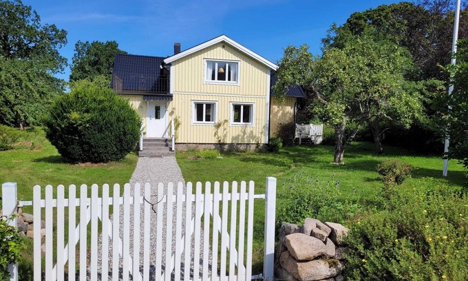 Troxhult Villa | YELLOW COUNTRY HOUSE IN WONDERFUL SMÅLAND