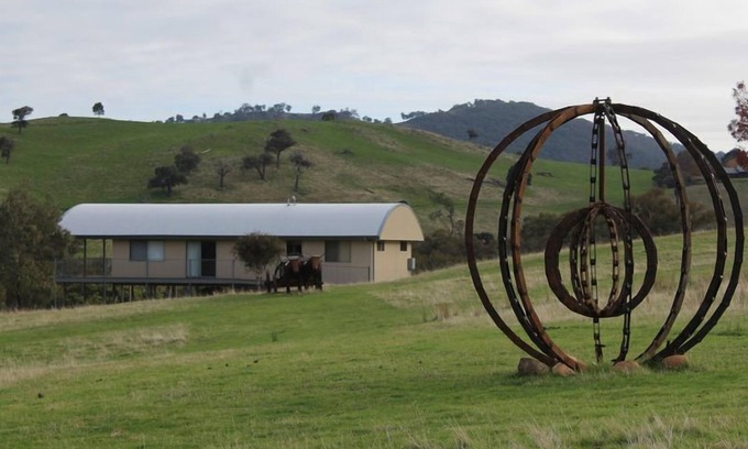 Little River Cottage | YellowBox Accessible Cottage Tumut