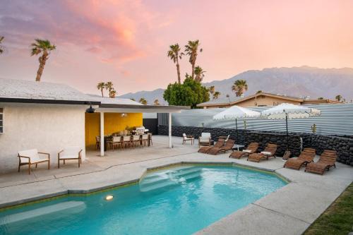 Desert Park Estates House | Yellowjacket by AvantStay Entertainer’s Yard 20min 2 Coachella Valley Preserve STR Permit5161