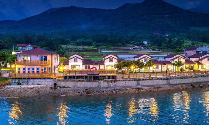 Dolsan-eup House | Yeosu Hi Mom Kids Family Pension Gold
