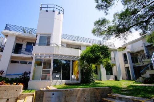 Hong Kong Hostel | YHA Jockey Club Mt. Davis Youth Hostel
