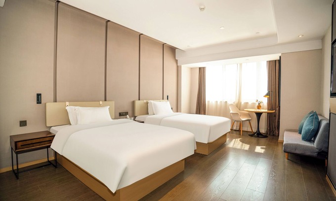 Donghu Qu Hotel | YIBO INTERNATIONAL HOTEL
