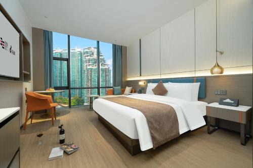Liwan Hotel | Yizhi Hotel - Guangzhou Shamian Island Huangsha Metro Station-Canton Fair free shuttle bus included Breakfast