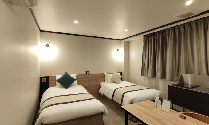 Nishi-Shinjuku Hotel | yksi SAUNA & STAY