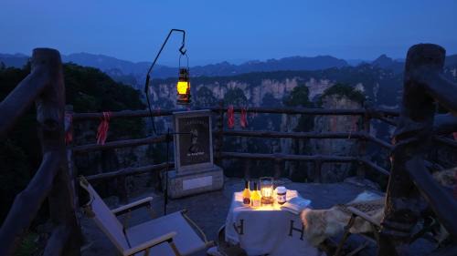 Wulingyuan Hotel | Yoba Boutique Hotel